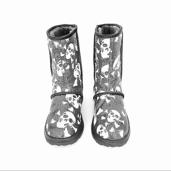 UGG Shoes - UGG I ❤️ Kisses Short Skull Sequin Boot